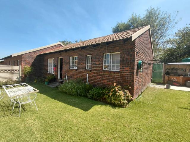 Townhouse for sale in Ekurhuleni, Gauteng