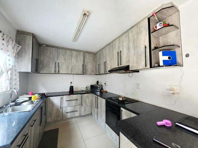 Townhouse for sale in Phoenix, Kwazulu-natal