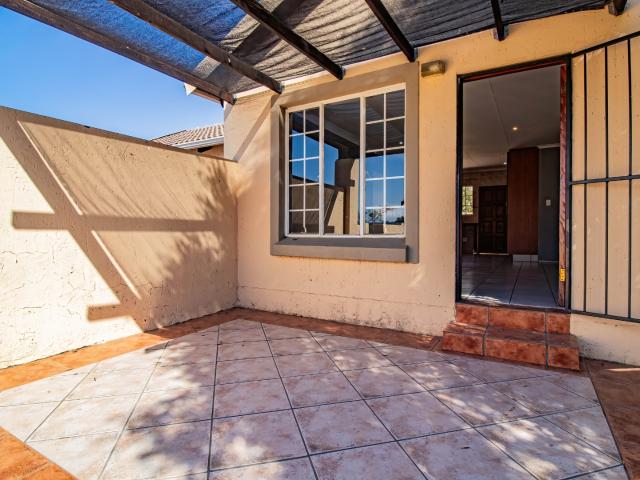 Townhouse for sale in Randburg, Gauteng