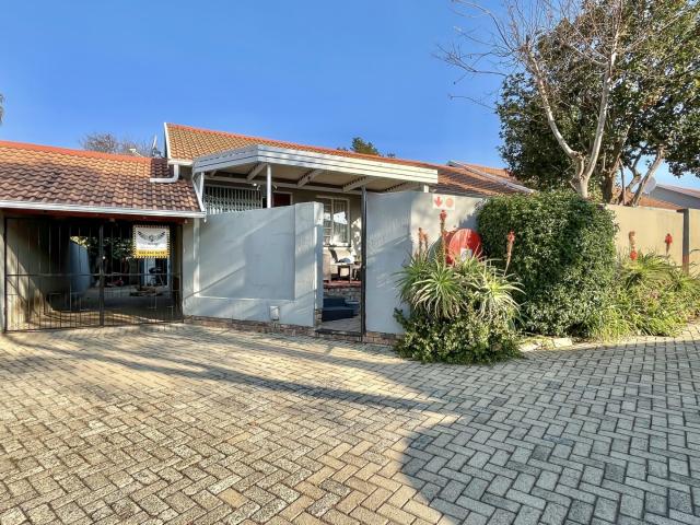 Townhouse for sale in Randburg, Gauteng