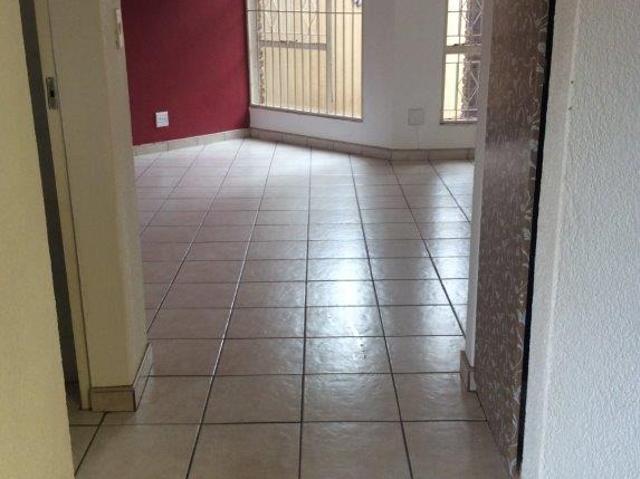 Townhouse for sale in Vosloorus, Gauteng
