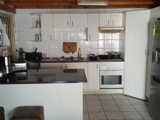 Townhouse for sale in Vosloorus, Gauteng