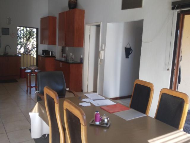 Townhouse for sale in Vosloorus, Gauteng