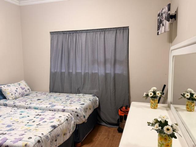 Townhouse for sale in Oakdene, Vosloorus