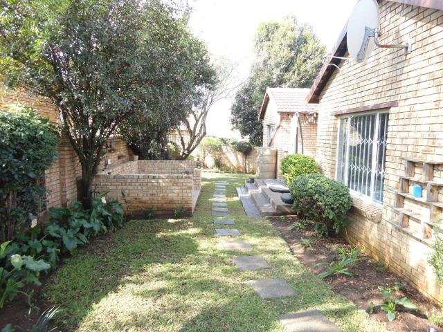 Townhouse for sale in North & Sandton, Randburg