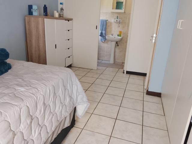 Townhouse for sale in Vosloorus, Gauteng