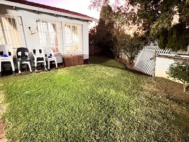 Townhouse for sale in Vosloorus, Gauteng