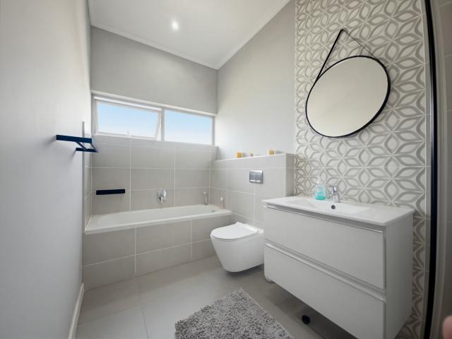 Townhouse for sale in Princess Grant, Kwazulu-natal