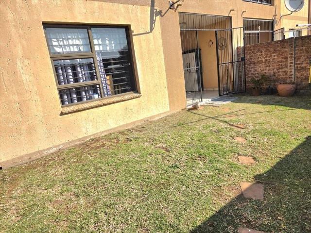 Townhouse for sale in Ekurhuleni, Gauteng
