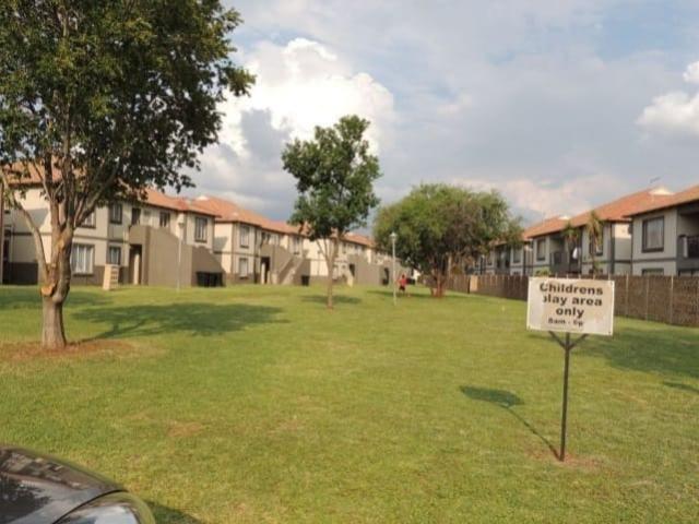 Townhouse for sale in Ekurhuleni, Gauteng