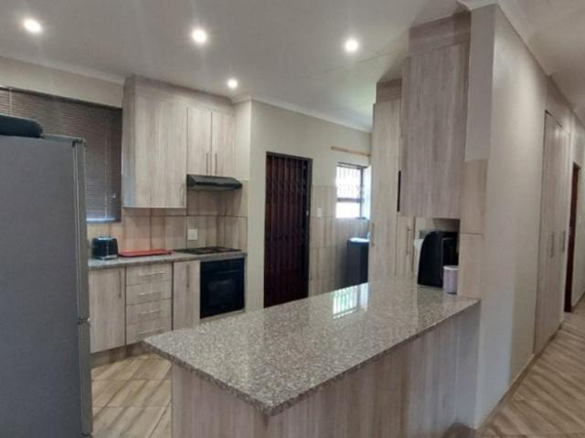 Townhouse for sale in Waterkloof, Gauteng