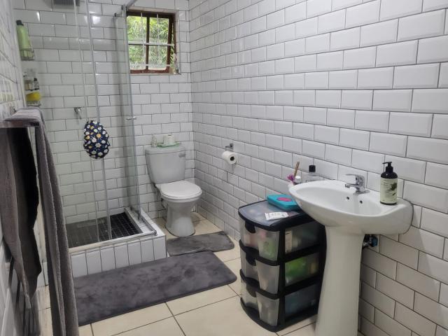 Townhouse for sale in Queensburgh, Kwazulu-natal