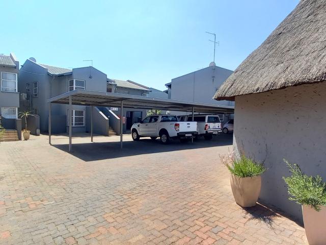 Townhouse for sale in Ekurhuleni, Gauteng