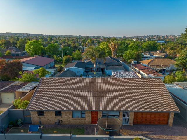Townhouse for sale in Ekurhuleni, Gauteng