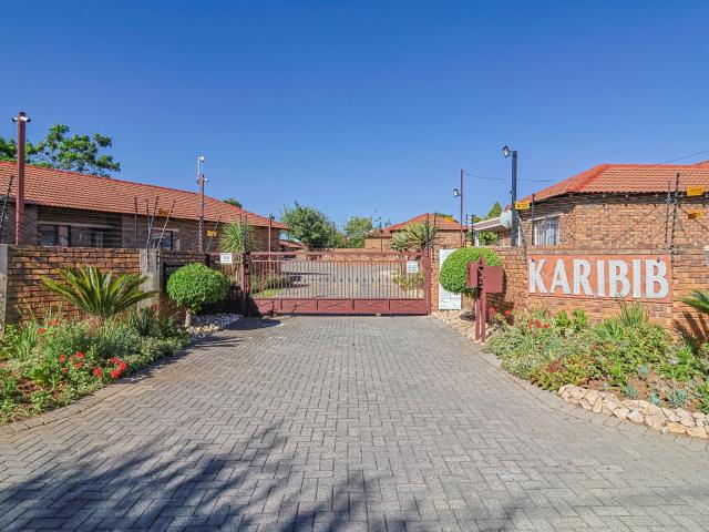 Townhouse for sale in Nooitgedacht, Gauteng