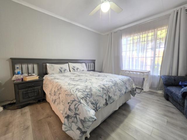 Townhouse for sale in Randhart, Ekurhuleni