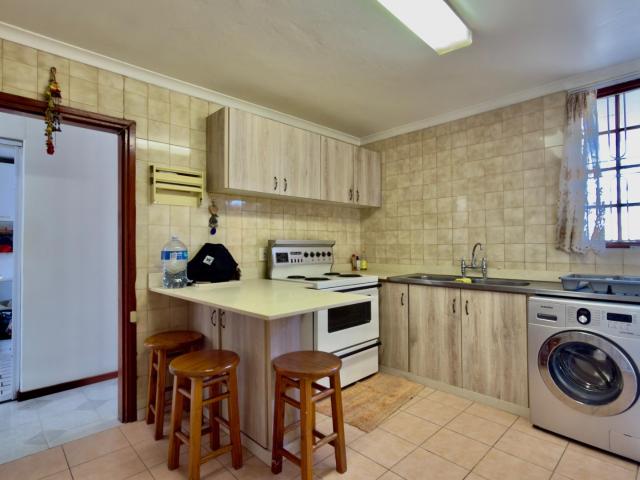 Townhouse for sale in Seaview, Kwazulu-natal
