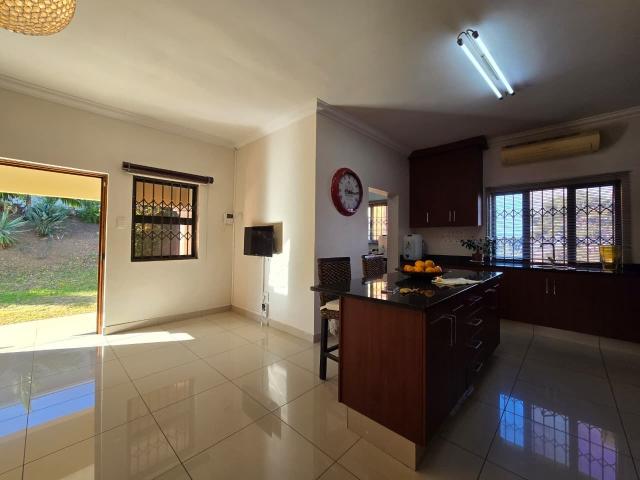 Townhouse for sale in Seaview, Kwazulu-natal