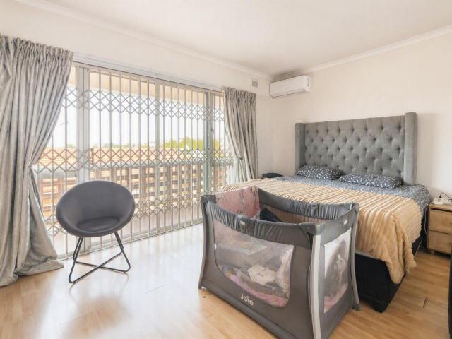 Townhouse for sale in Seaview, Kwazulu-natal