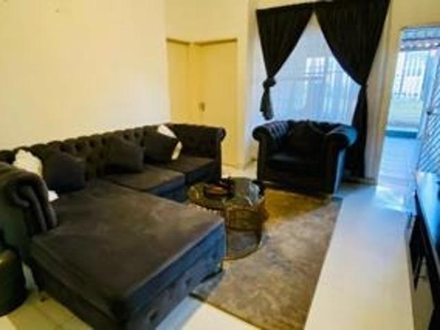Townhouse for sale in Vosloorus, Gauteng