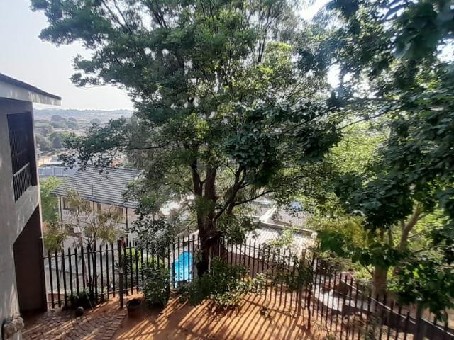 Townhouse for sale in Vosloorus, Gauteng