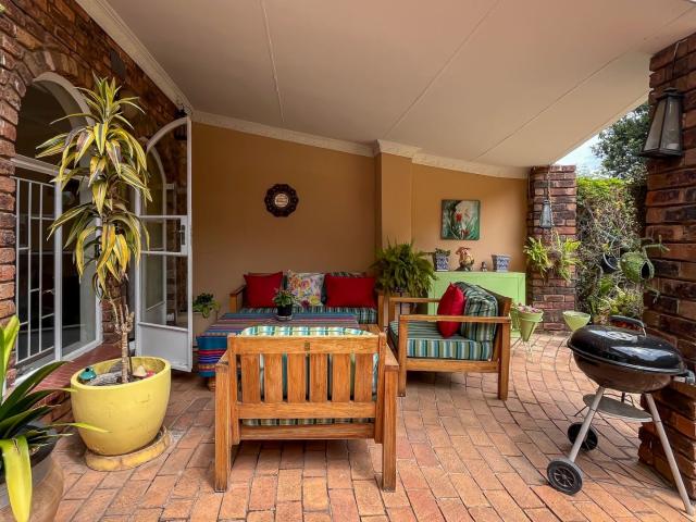 Townhouse for sale in Alexandra, Gauteng