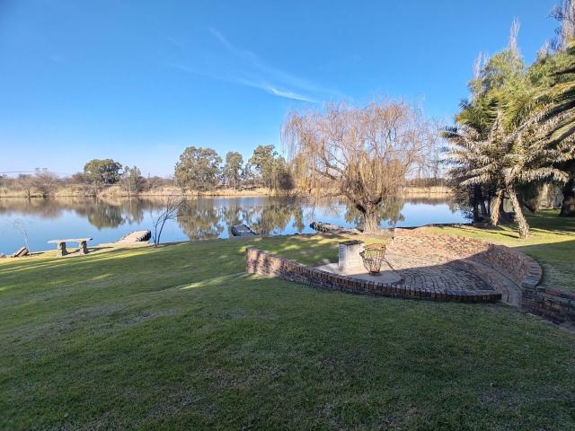 Townhouse for sale in Sedibeng, Gauteng