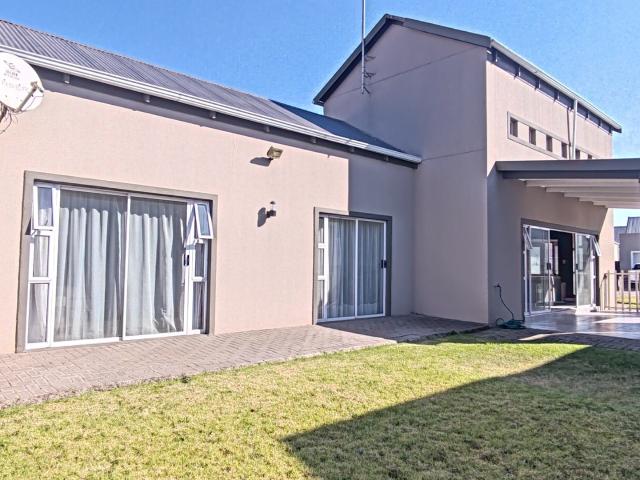 Townhouse for sale in Sedibeng, Gauteng