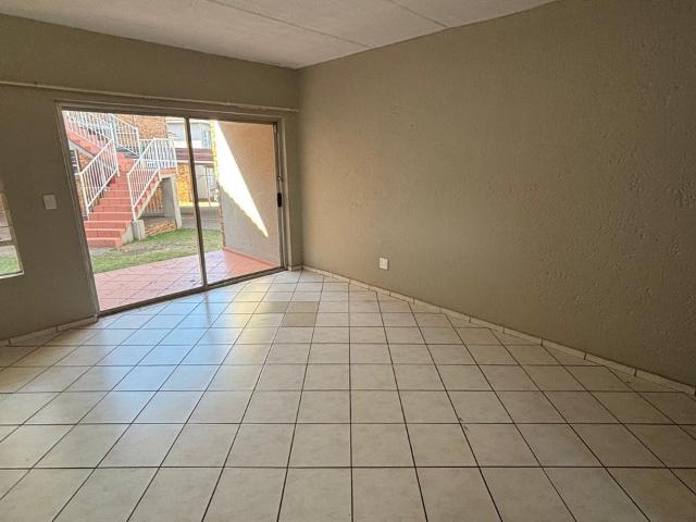 Townhouse for sale in Nooitgedacht, Gauteng