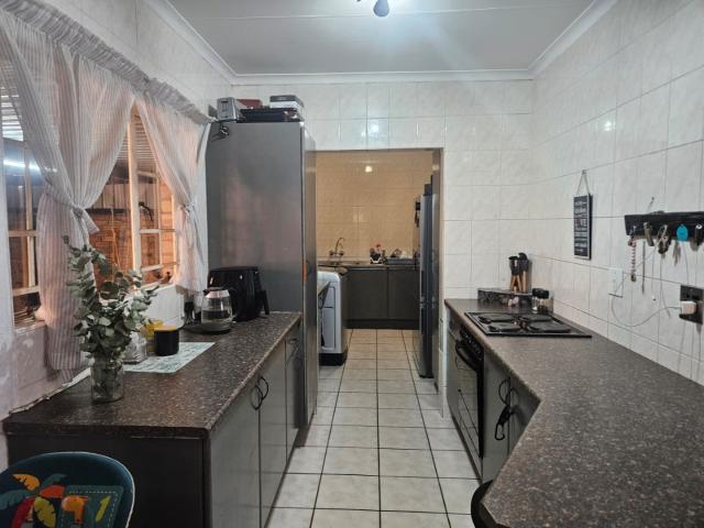 Townhouse for sale in Tlhabane, North West