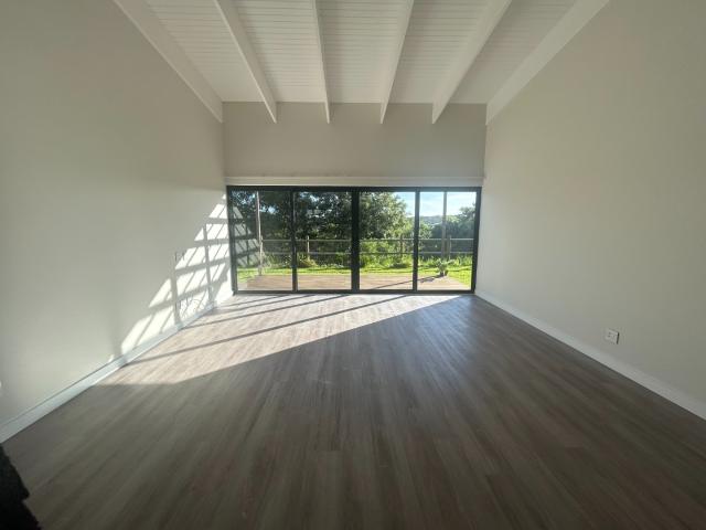 Townhouse for sale in Princess Grant, Kwazulu-natal