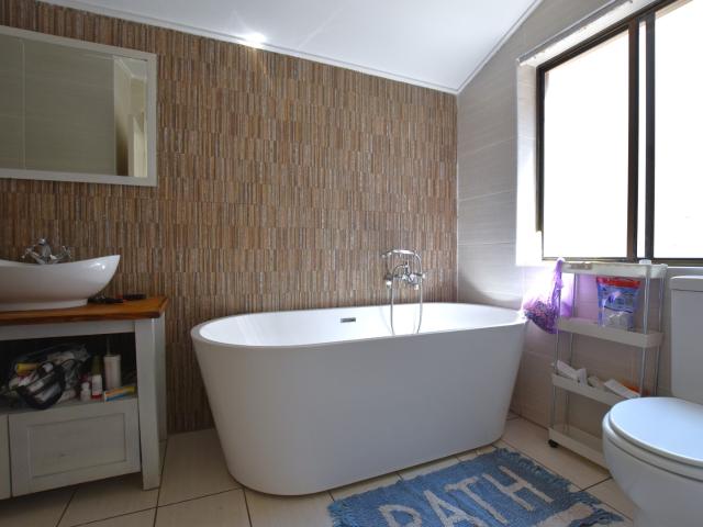 Townhouse for sale in Alexandra, Gauteng