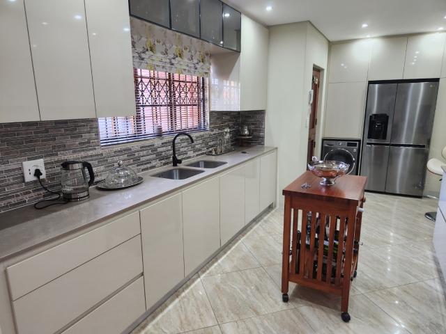 Townhouse for sale in Umgungundlovu, Kwazulu-natal