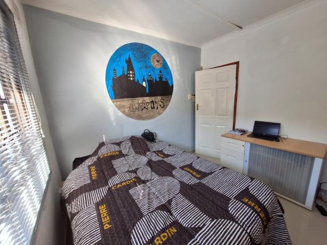 Townhouse for sale in Chatsworth, Kwazulu-natal