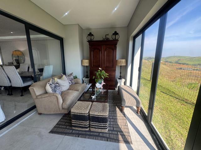 Townhouse for sale in Umdloti, Kwazulu-natal