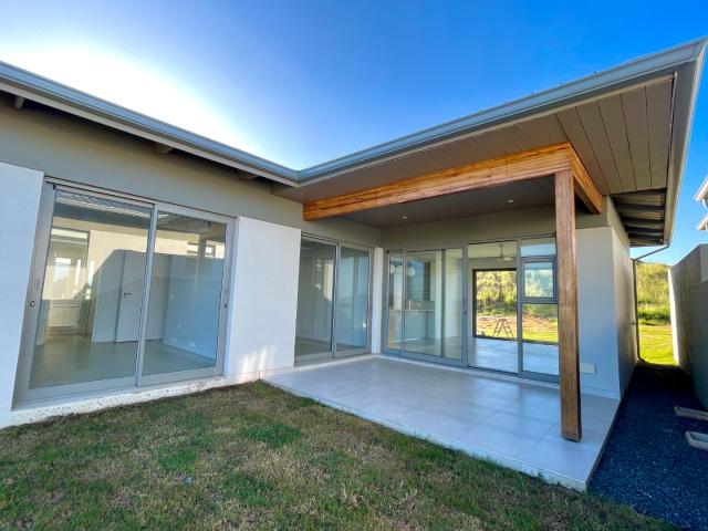 Townhouse for sale in Umdloti, Kwazulu-natal