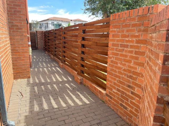 Townhouse for sale in Kungwini, Gauteng
