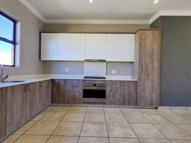 Townhouse for sale in Kungwini, Gauteng