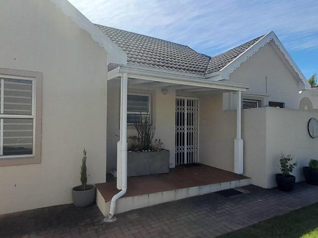 Townhouse for sale in Durbanville, Western Cape