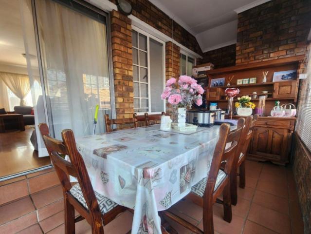 Townhouse for sale in Ekurhuleni, Gauteng