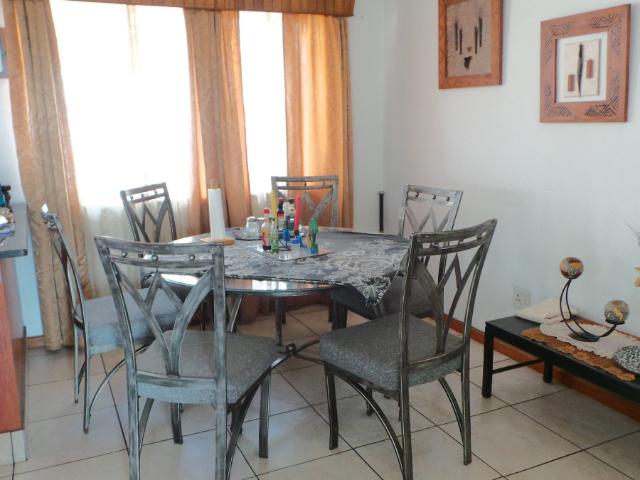 Townhouse for sale in Ekurhuleni, Gauteng