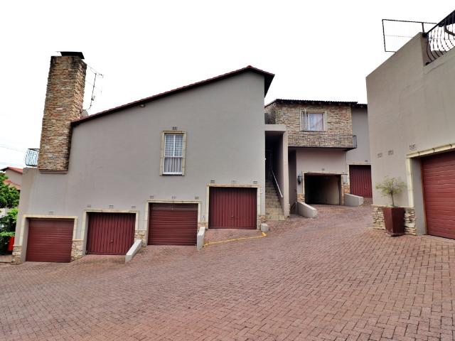 Townhouse for sale in Ekurhuleni, Gauteng
