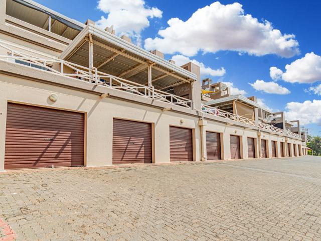Townhouse for sale in Ekurhuleni, Gauteng