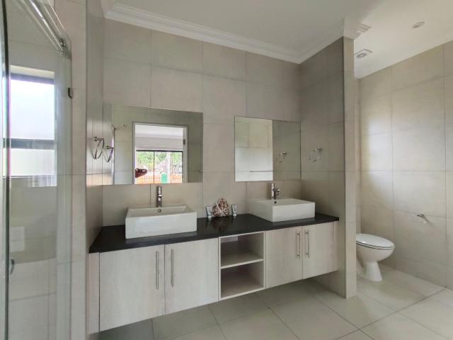 Townhouse for sale in Groot Brak Rivier, Western Cape