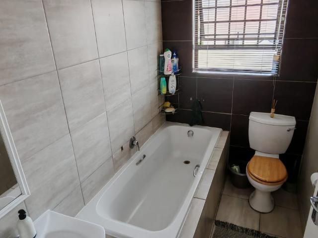Townhouse for sale in Gert Sibande, Mpumalanga