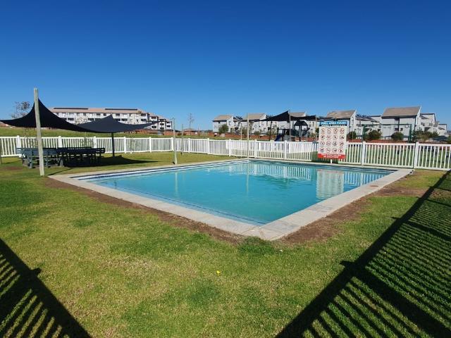 Townhouse for sale in Olievenhoutbos, Gauteng