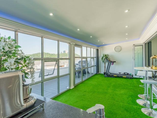 Townhouse for sale in Durban North, Kwazulu-natal