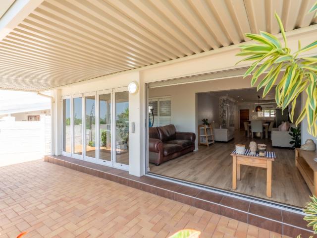 Townhouse for sale in Durban North, Kwazulu-natal