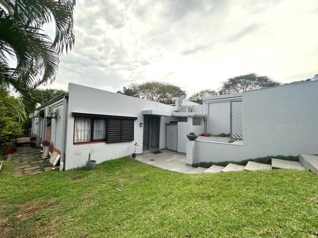 Townhouse for sale in Durban North, Kwazulu-natal