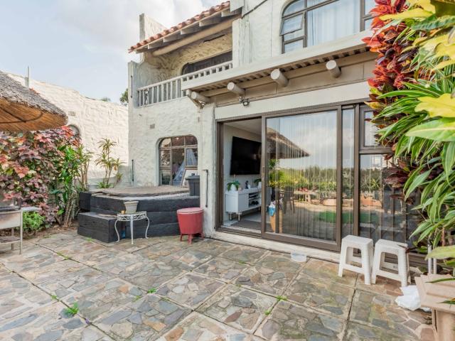 Townhouse for sale in Seaview, Kwazulu-natal